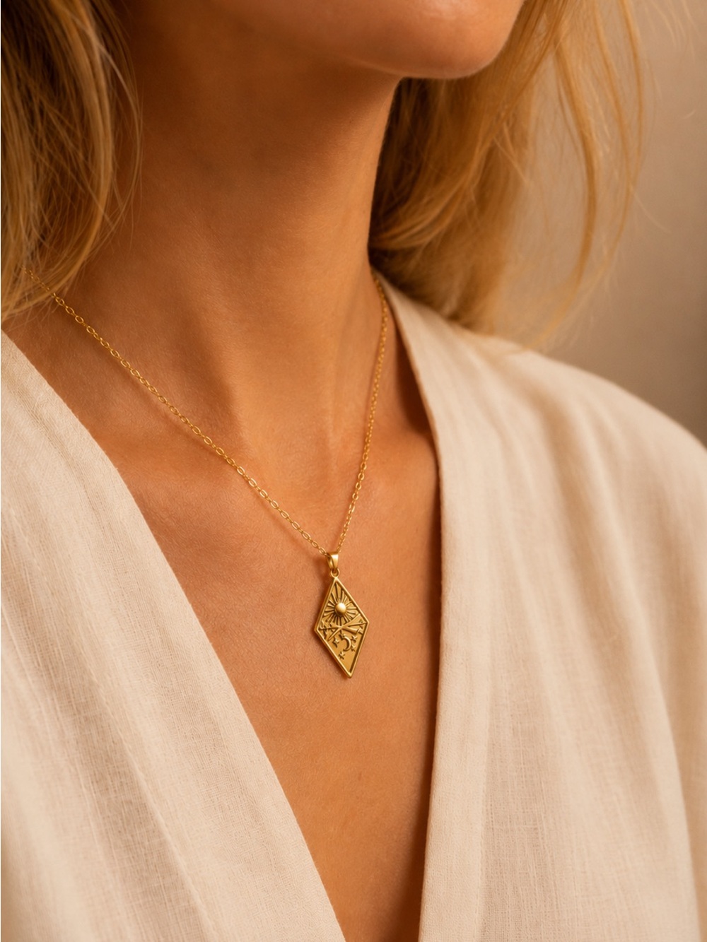 New! 18K Gold Plated Boho Sun Moon Pendant Necklace NWOT 3025